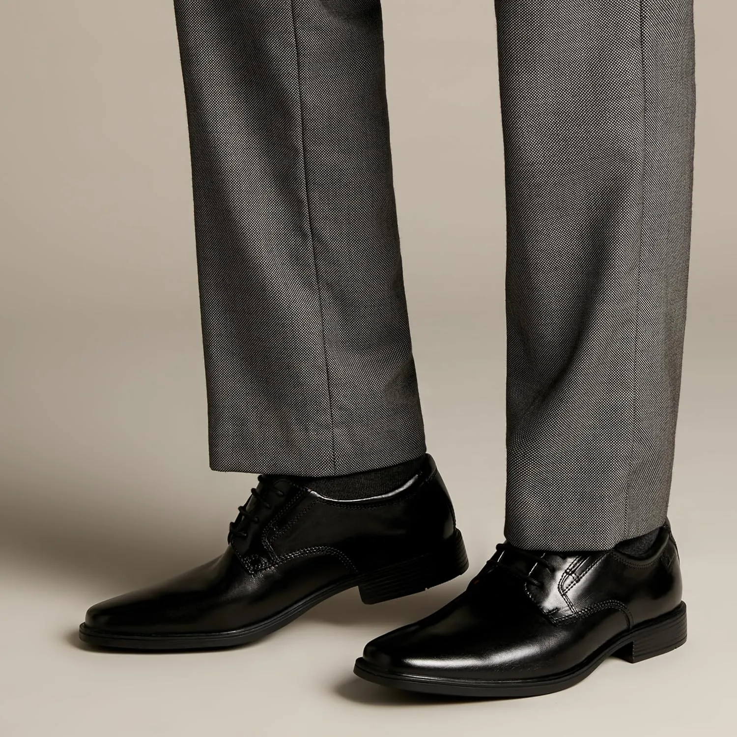 Clarks Men's Tilden Plain Derby