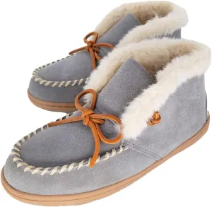Clarks Women's Moccasin Bootie Slippers, JMH1814B - Suede Indoor/Outdoor Slip-Ons with Faux Fur Lining & Non-Slip Gripped Rubber Outsole - Ladies Comfy & Fluffy Ankle Boots for Winter Use, Grey, 8 US
