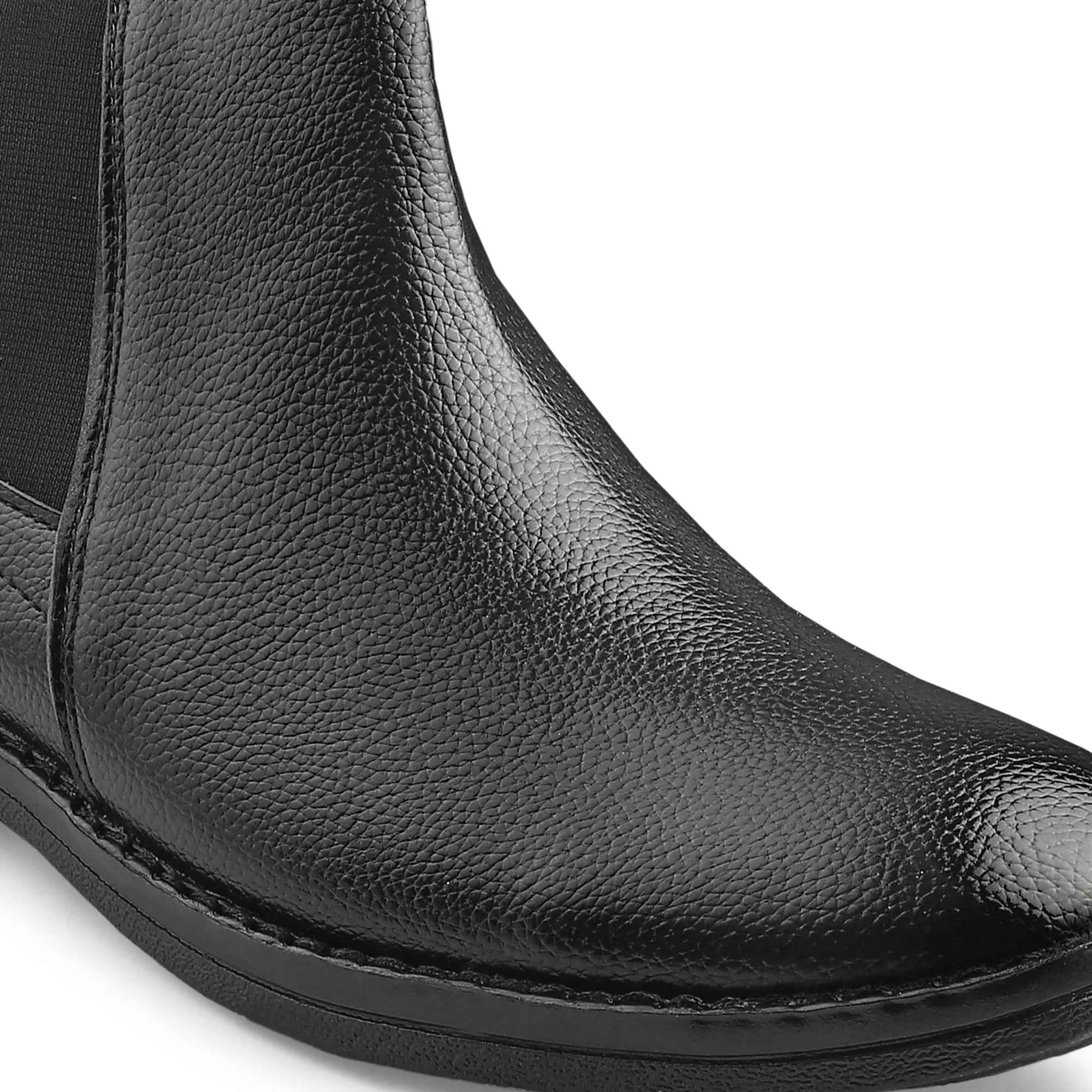 Dusk N Dazzling Black Chelsea Boots  For Men