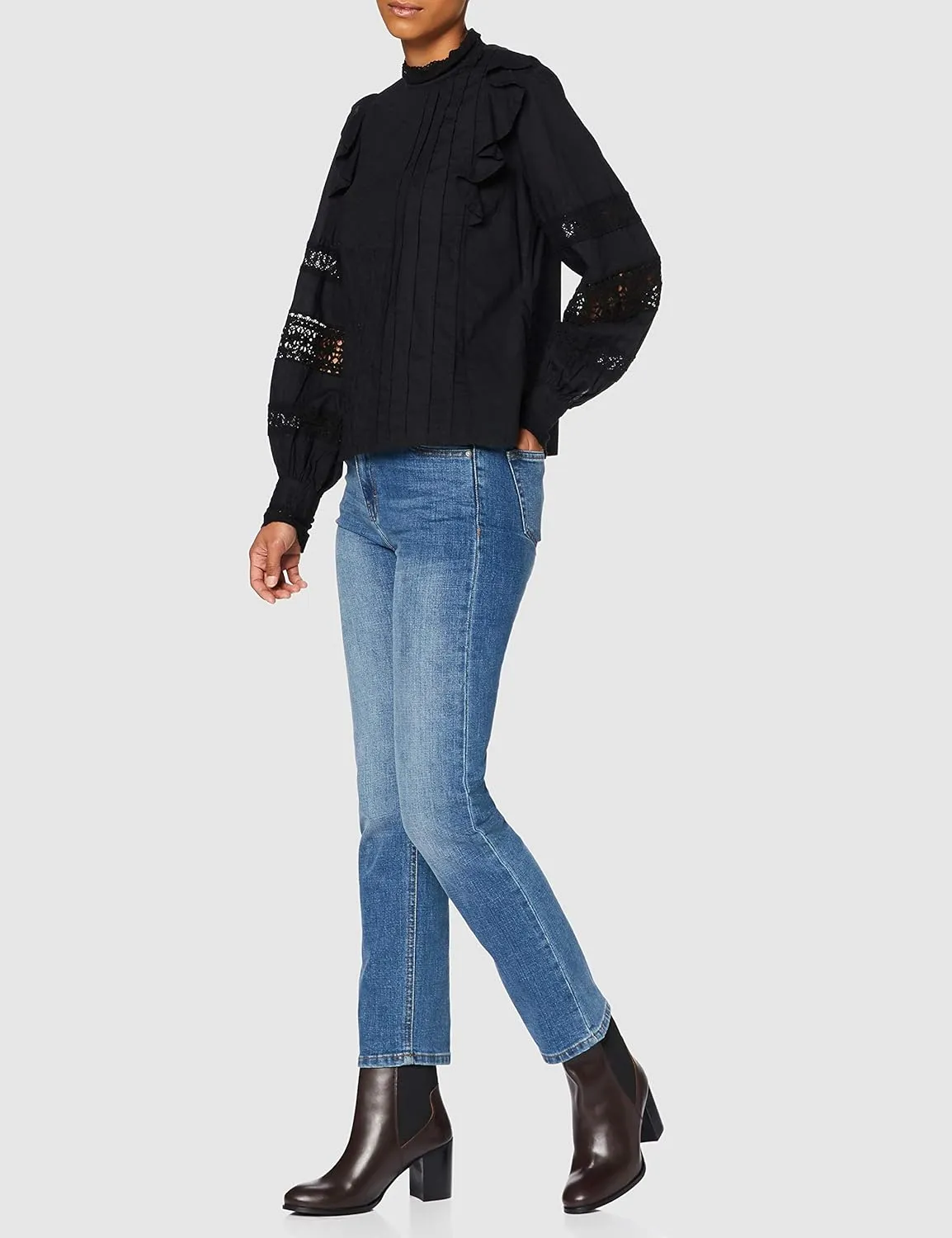 find. Women's Chelsea Boots