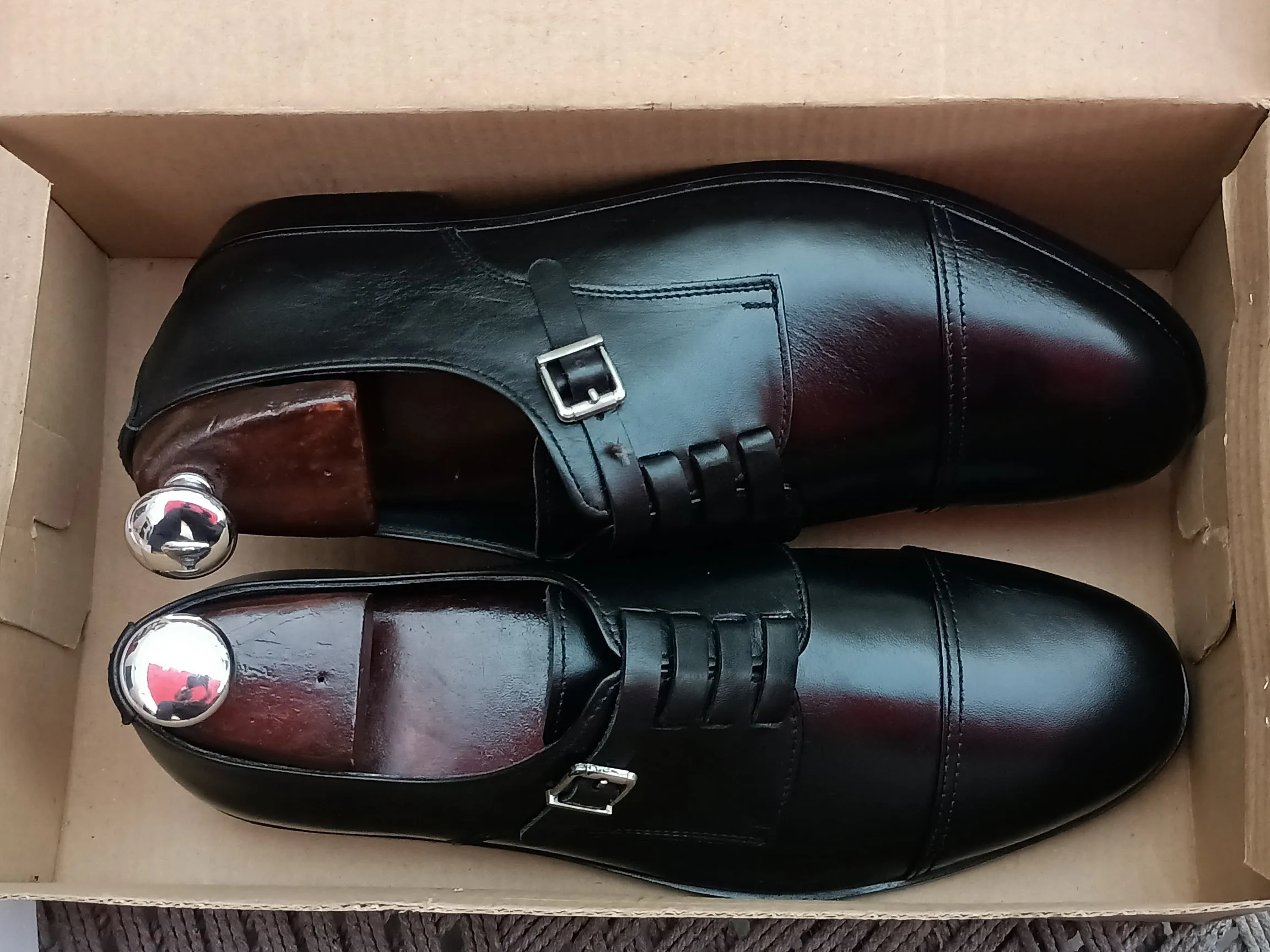 Handmade Black Color Genuine Leather Stylish Cap Toe Buckle Shoes For Men's