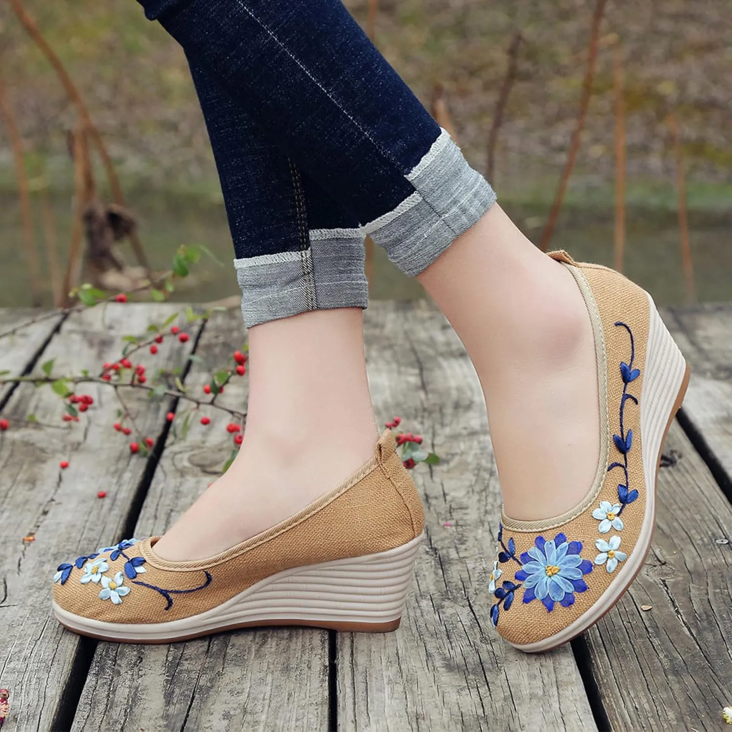 Hee grand Women Wedges Heeled Shoes Chinese Style Embroidered Shoes Comfort Cotton and Linen Slip On Walking Shoes