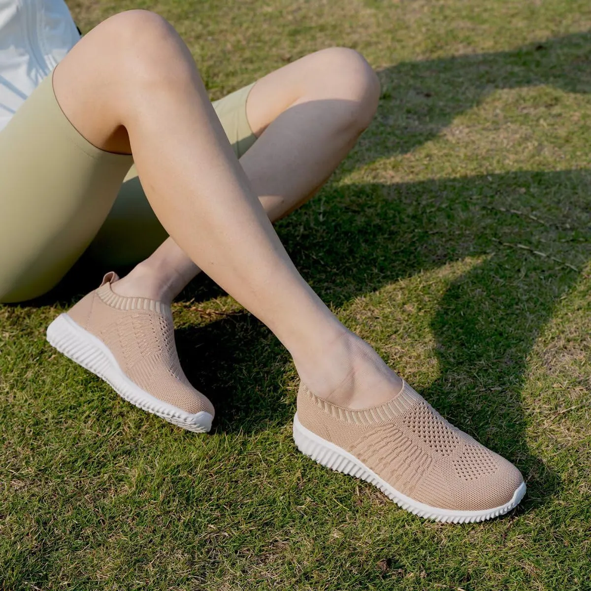 konhill Women's Slip On Walking Shoes Breathable Mesh Sneakers Work Casual Tennis Shoes