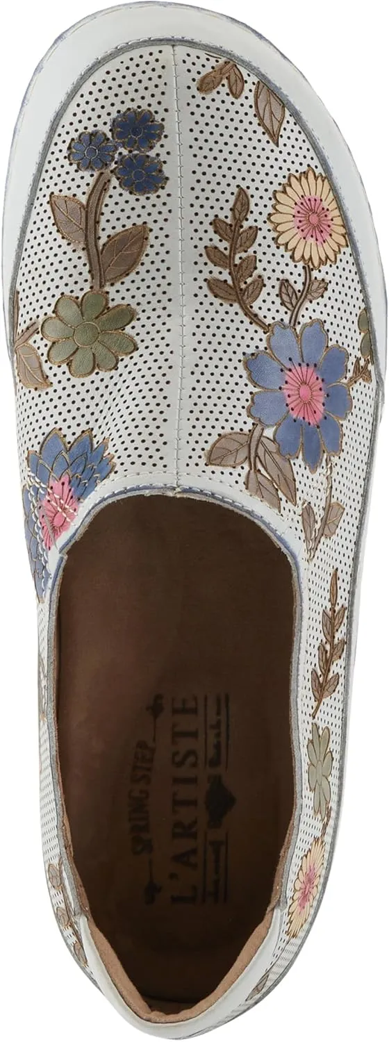L'Artiste by Spring Step Women's Libora-Delite Moccasin