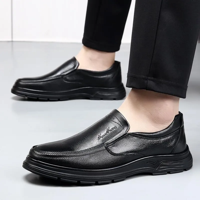 Men's Loafers Slip-On Shoes with Non-Slip Sole Fashion Comfortable Breathable Summer Shoes for Men
