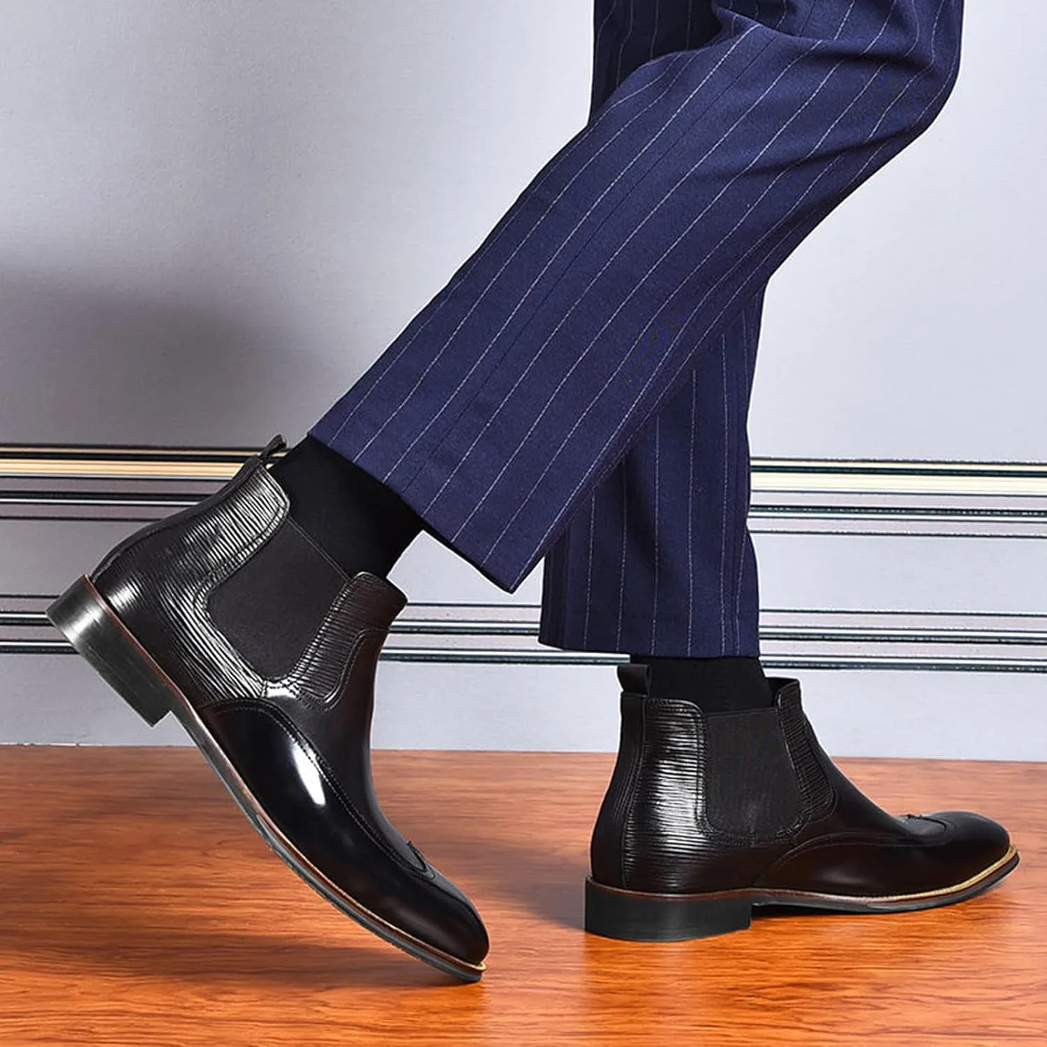Men's Patent Leather Chelsea Dress Boots Fashion Leather Splicing Elastic Band Pointed-Toe Slip On Ankle Boots Casual Business Formal Oxford Booties