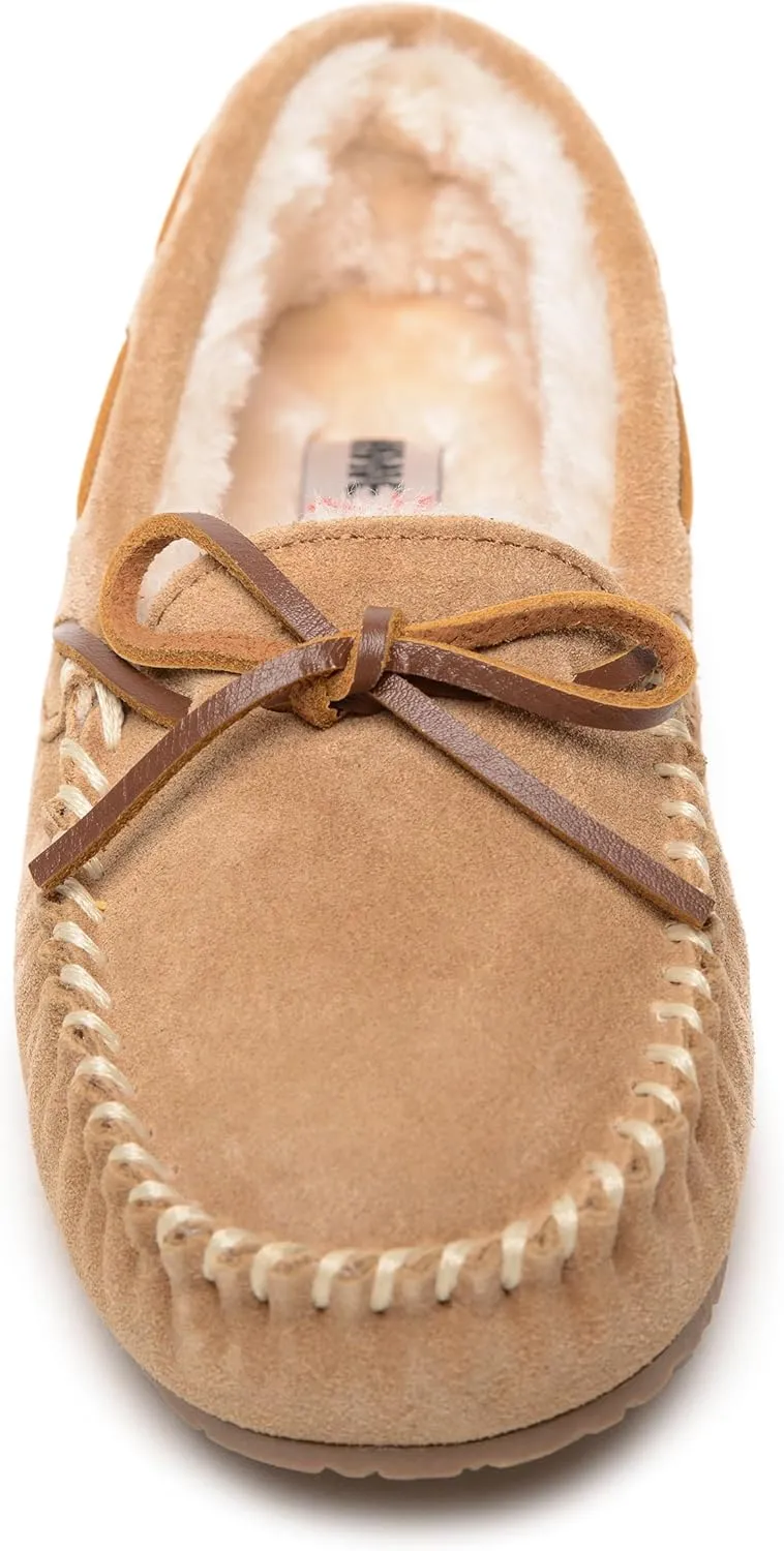 Minnetonka Women's Comfy Moccasin