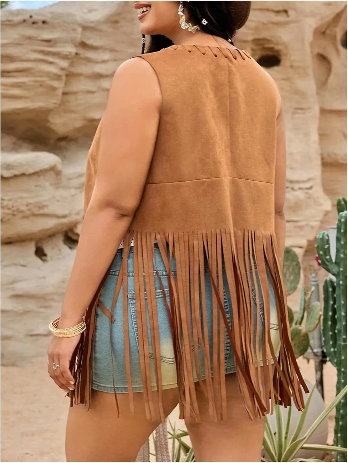 OYOANGLE Women's Plus Size Faux Suede Tank Top Fringe Tassel Open Front Cardigan Vest Jacket