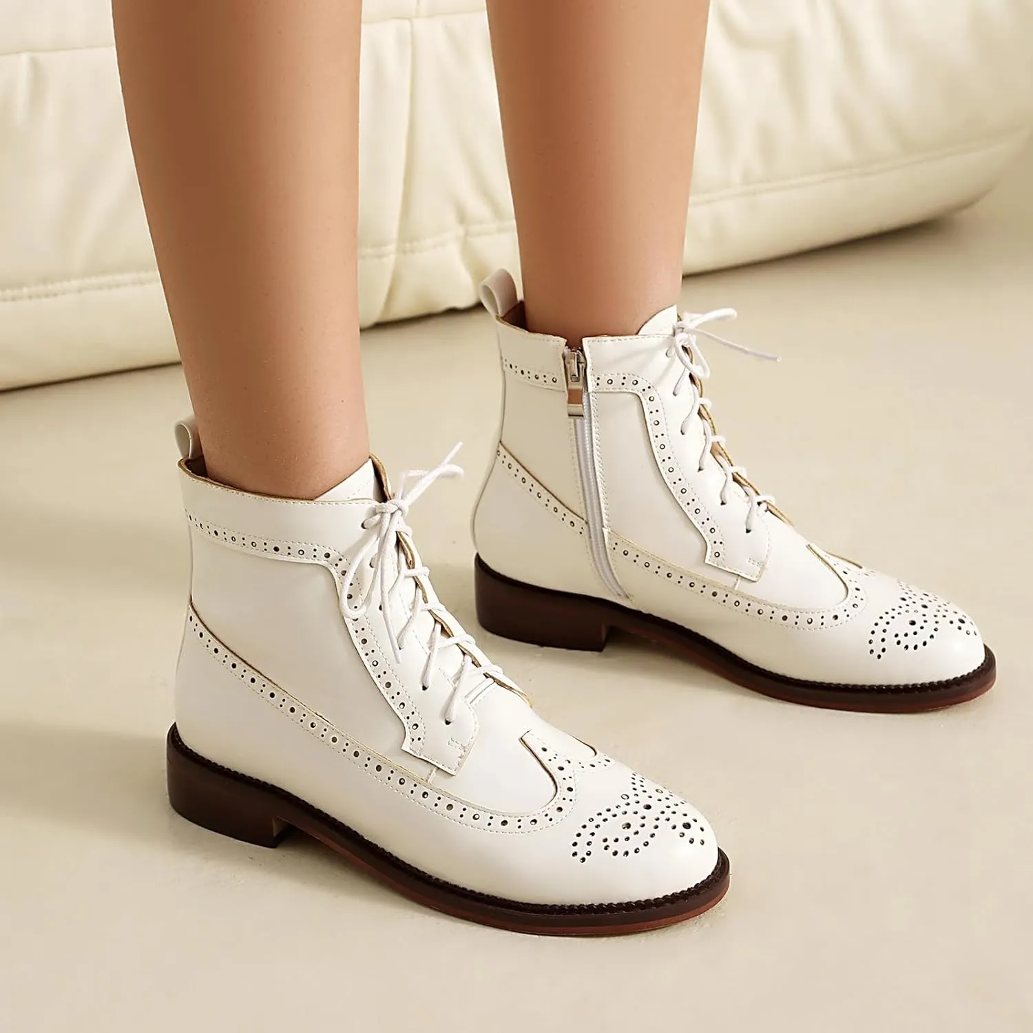 SEIFIN Women's Wingtip Oxford Boot Combat Boots Side Zip Ankle Motorcycle Boots Dressy Lace Up Wingtip Brogue Short Booties