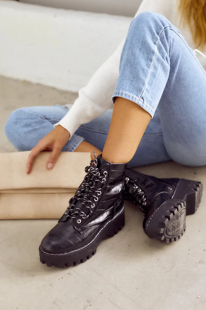 Staging Combat Boots