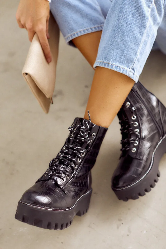 Staging Combat Boots