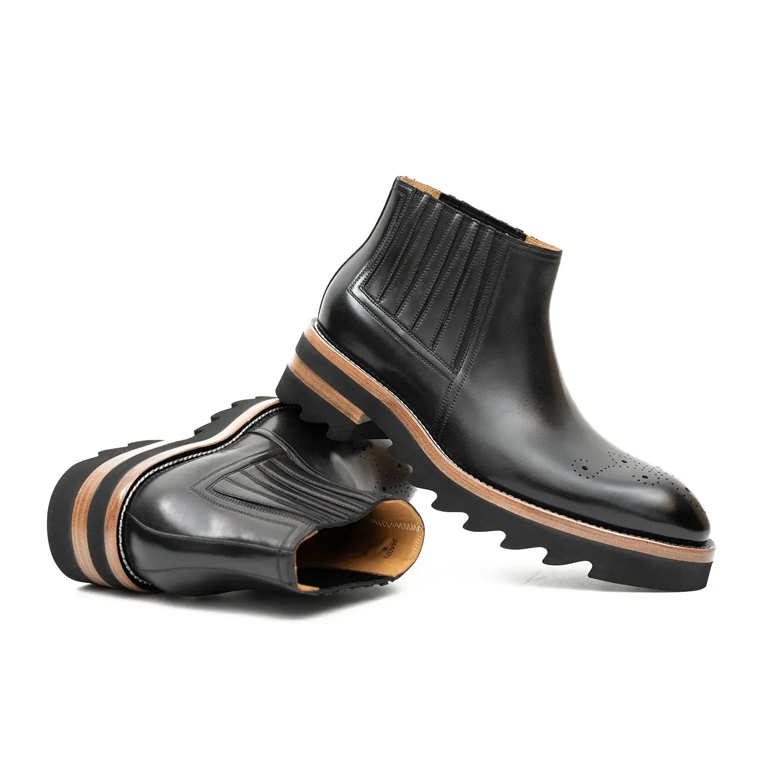 Thick - soled Chelsea Boots Black