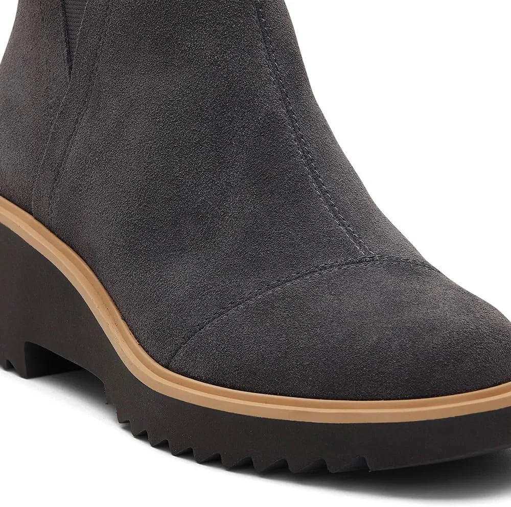 TOMS Womens Maude Round Toe Chelsea Casual Boots Ankle Mid Heel 2-3" - Beige