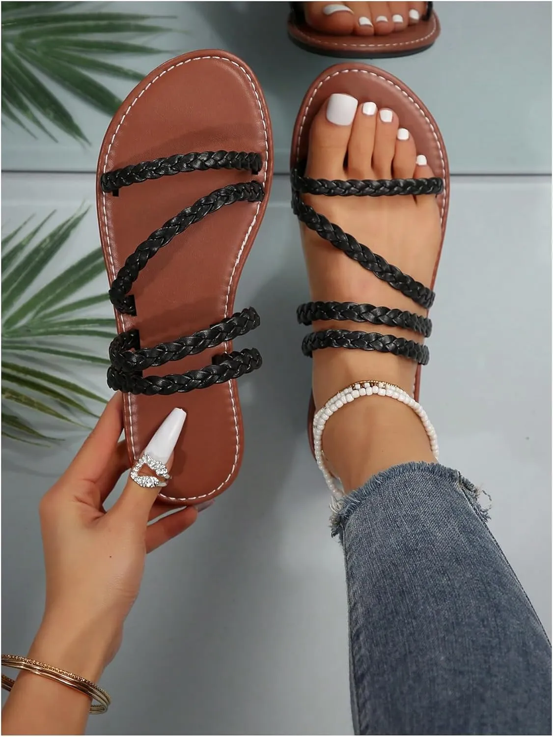 Verdusa Women's Cross Cross Straps Gladiator Sandals Strappy Slip On Summer Beach Slides