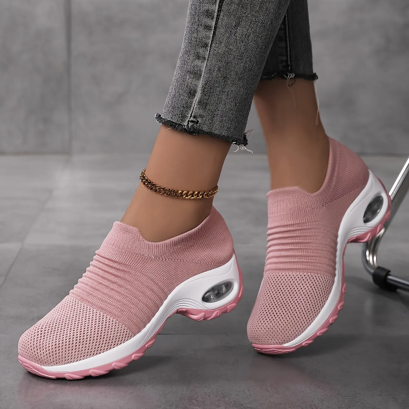 Women's Breathable Mesh Slip-On Sneakers