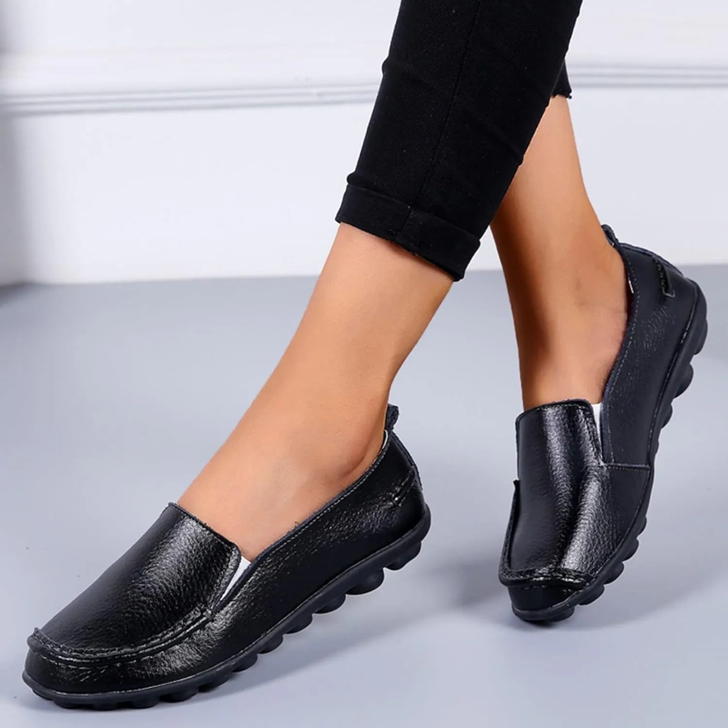 Women's Flats Shoes Slip On Work Shoes Comfort Walking Shoes Lightweight Comfort Penny Loafers Classic Wide Flats