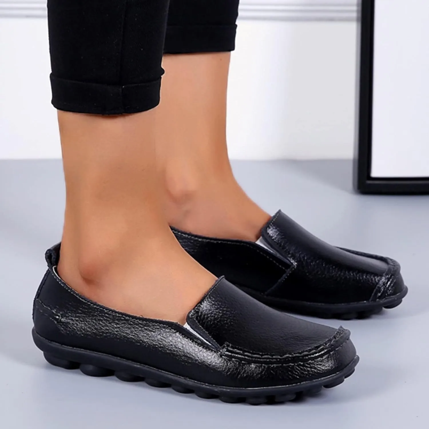 Women's Flats Shoes Slip On Work Shoes Comfort Walking Shoes Lightweight Comfort Penny Loafers Classic Wide Flats