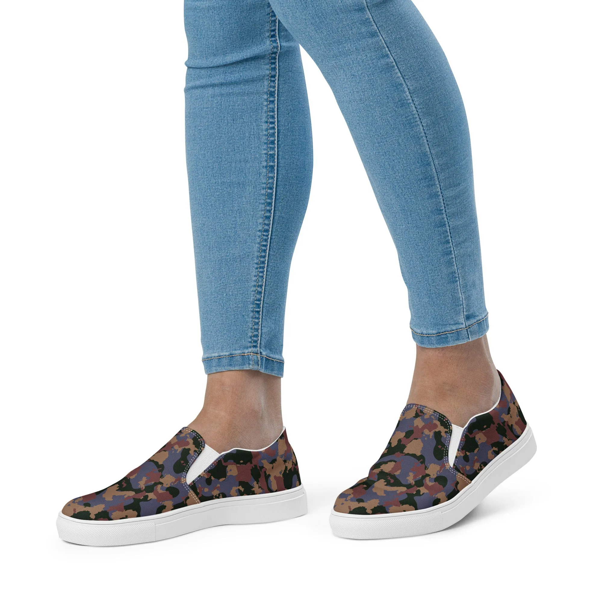 Women’s slip-on canvas shoes - SG019